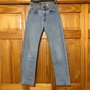 Vintage Levi’s 555 high waisted straight/relaxed fit jeans medium wash